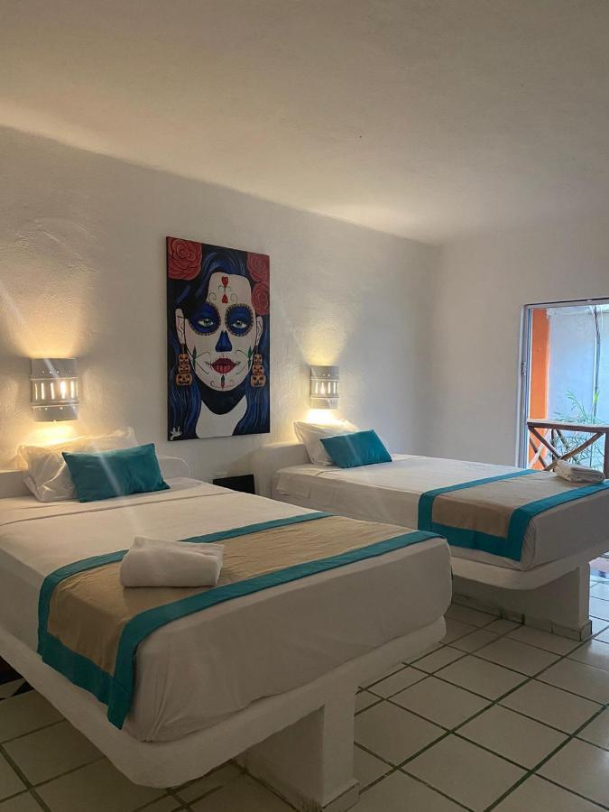Trebol Hotel 5Th Avenue Playa del Carmen Bagian luar foto